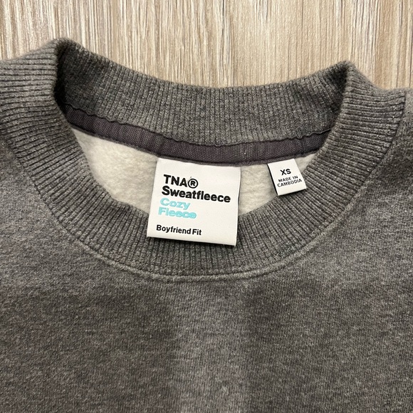 TNA  sweatfleece - Picture 3 of 4